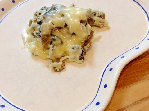 卵白と高菜のフライパンチーズ焼き☆